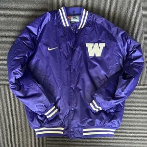 UW Nike Puffy Bomber Jacket